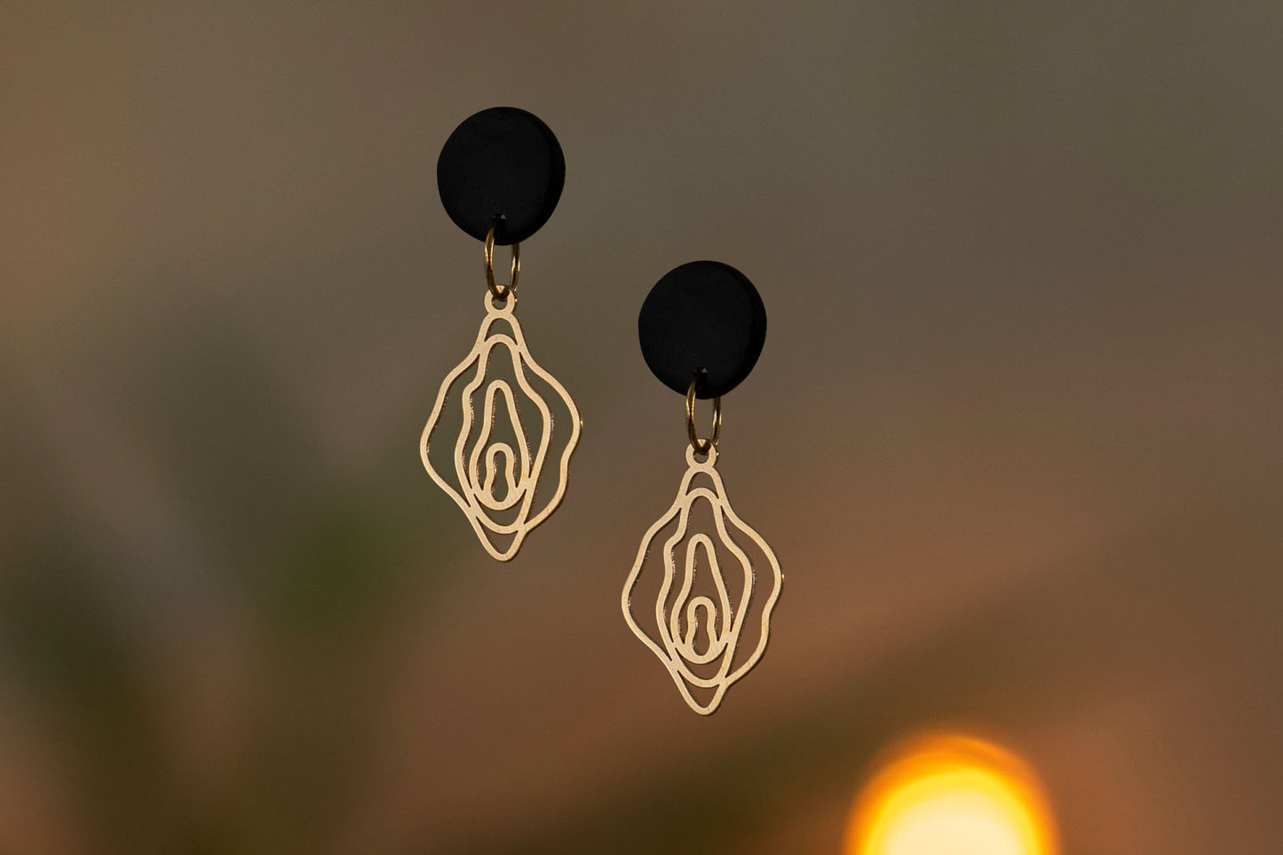 Vulva Design Earrings | Gold and Silver | Different Shapes & Closures | From Germany | Feminist Jewellery