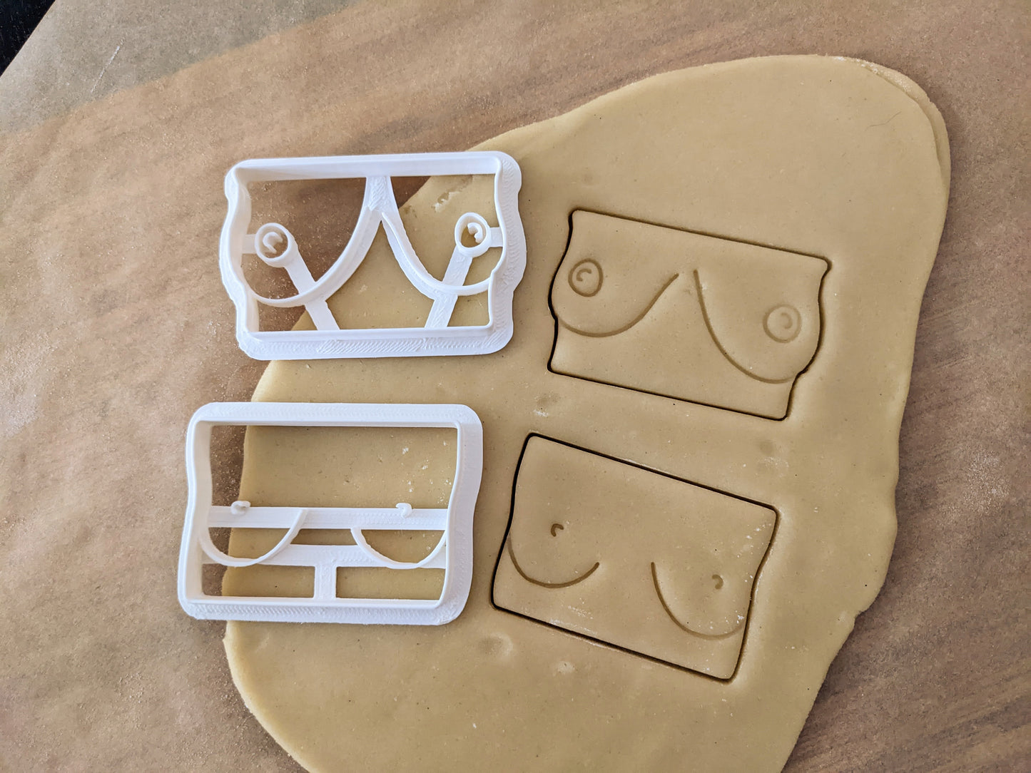 Brüste Keksausstecher aus Deutschland - 8 Formen - Keksform - Plätzchen - Kekse Ausstecher - 3D Druck Cookie Cutter - Europa - Feministisch