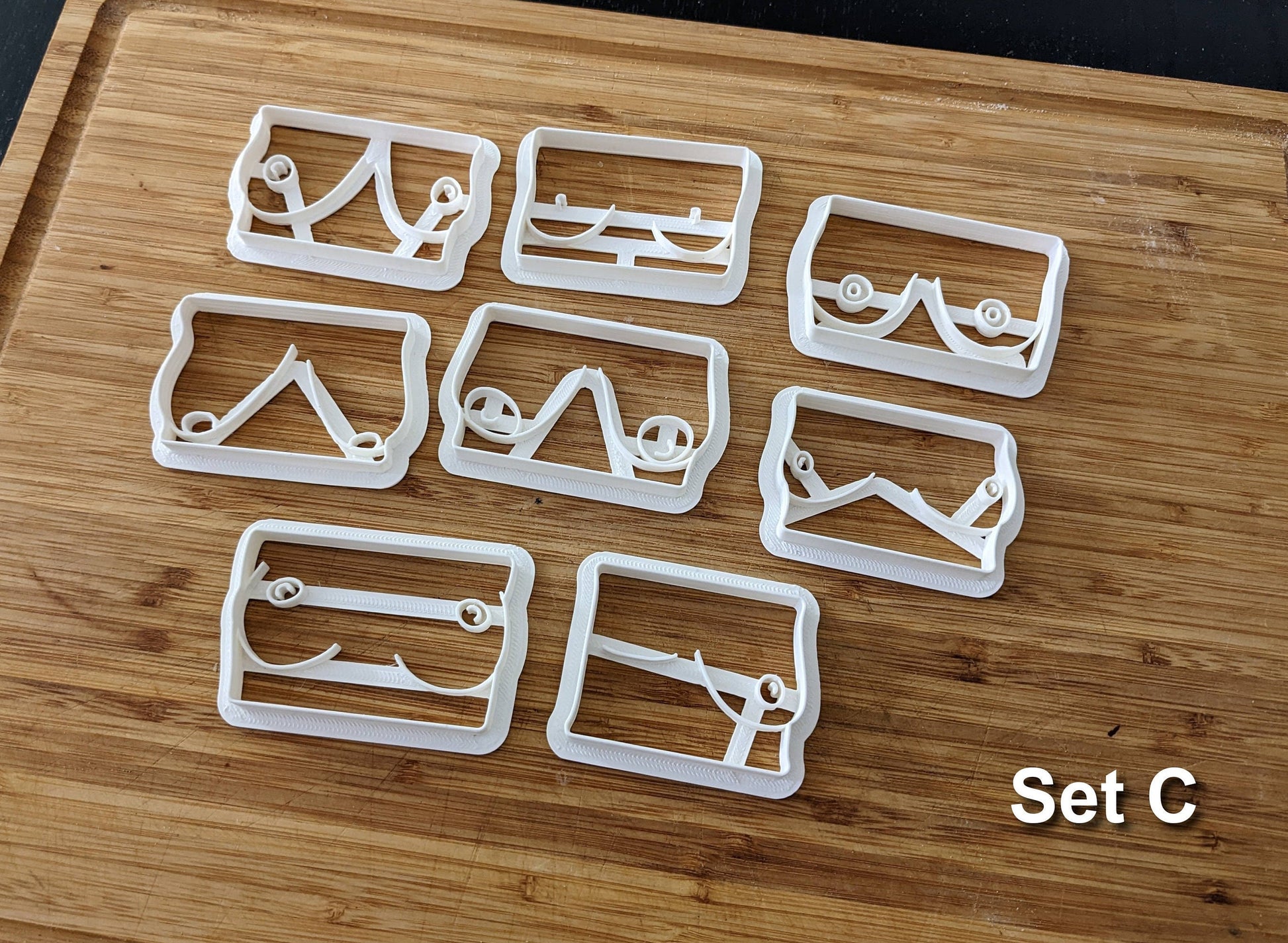 Breast Shaped Cookie Cutters from Germany - 8 Shapes - Biscuit Mold - Fondant Dough - Feminist Cookies - Europe - 3D Printed Cutters