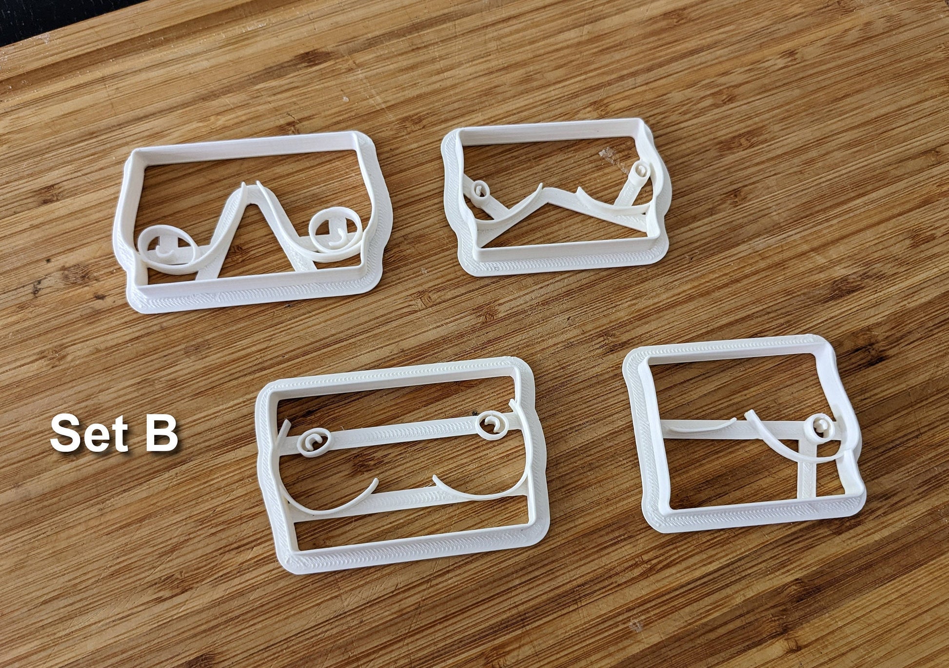 Breast Shaped Cookie Cutters from Germany - 8 Shapes - Biscuit Mold - Fondant Dough - Feminist Cookies - Europe - 3D Printed Cutters